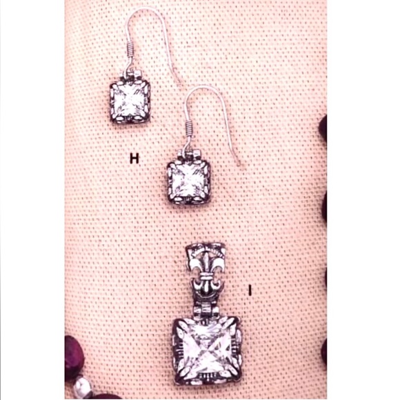 Silpada Rare Vintage Sterling Silver
"Uptown" Earrings - Picture 4 of 10